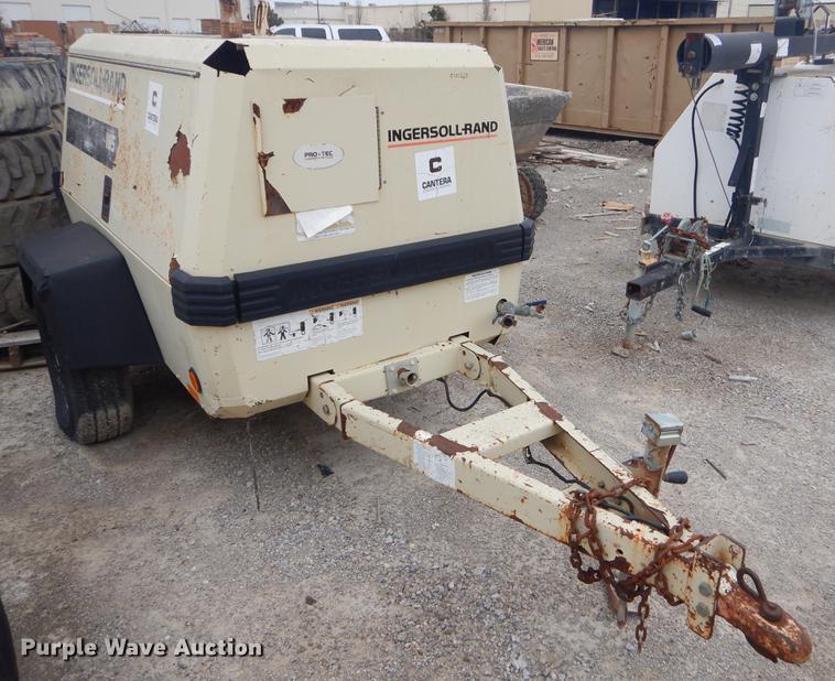 image for item ER9273 1999 Ingersoll Rand 185 air compressor