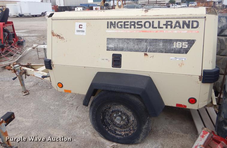 image for item ER9273 1999 Ingersoll Rand 185 air compressor