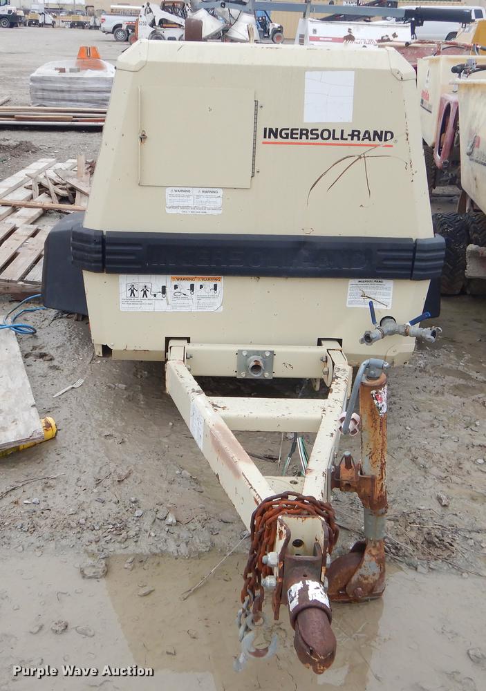 image for item ER9278 1999 Ingersoll Rand 185 air compressor