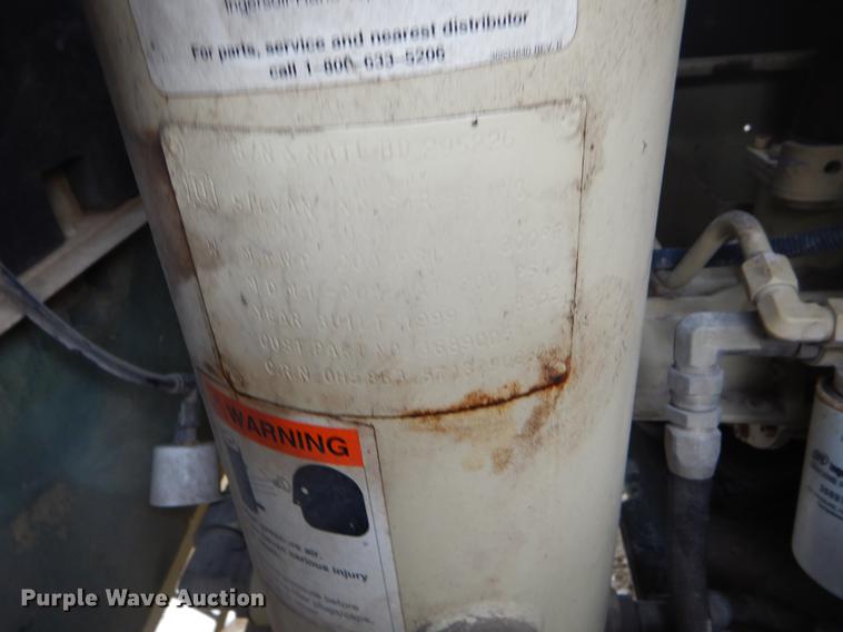 image for item ER9278 1999 Ingersoll Rand 185 air compressor