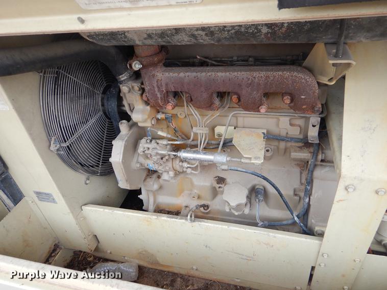 image for item ER9278 1999 Ingersoll Rand 185 air compressor