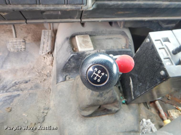 image for item ER9291 1999 Chevrolet C6500 dump truck