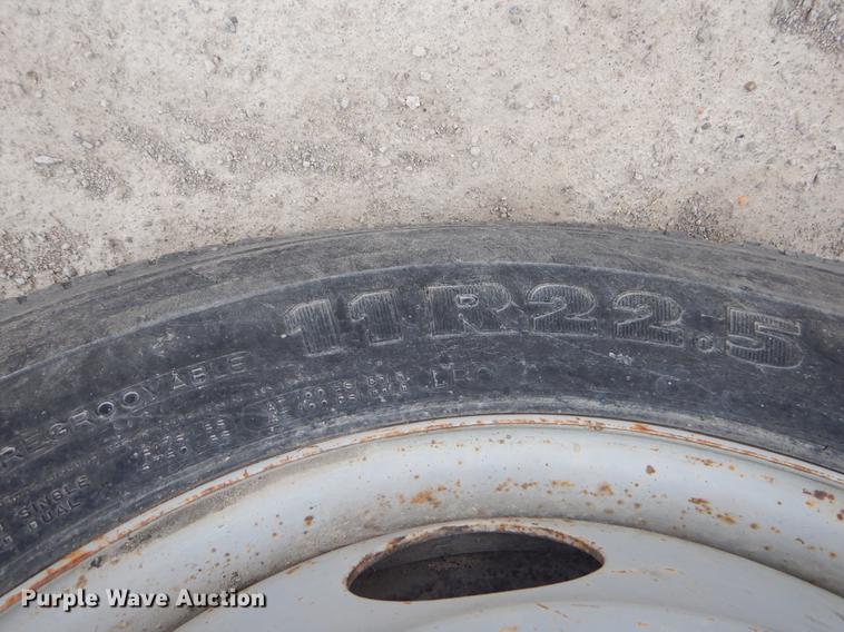 image for item ER9291 1999 Chevrolet C6500 dump truck