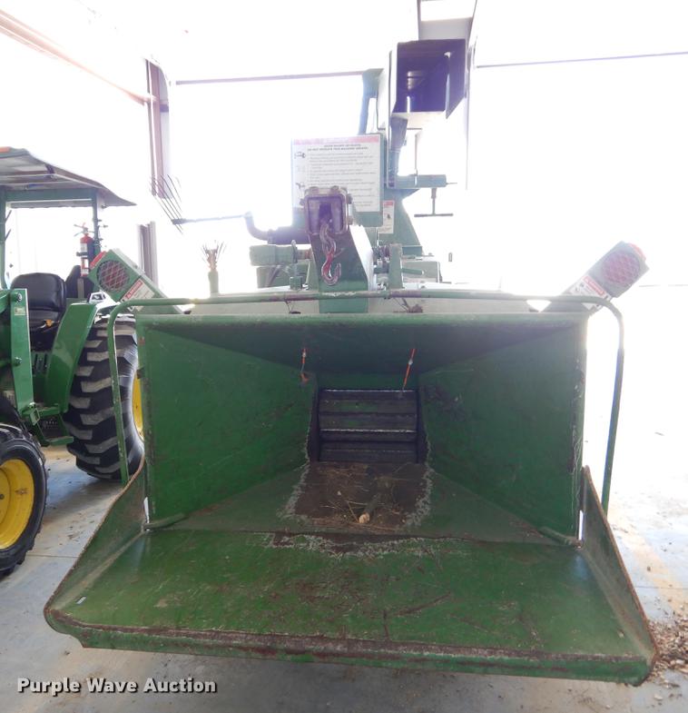 image for item ER9304 Intimidator Bandit 1590 wood chipper