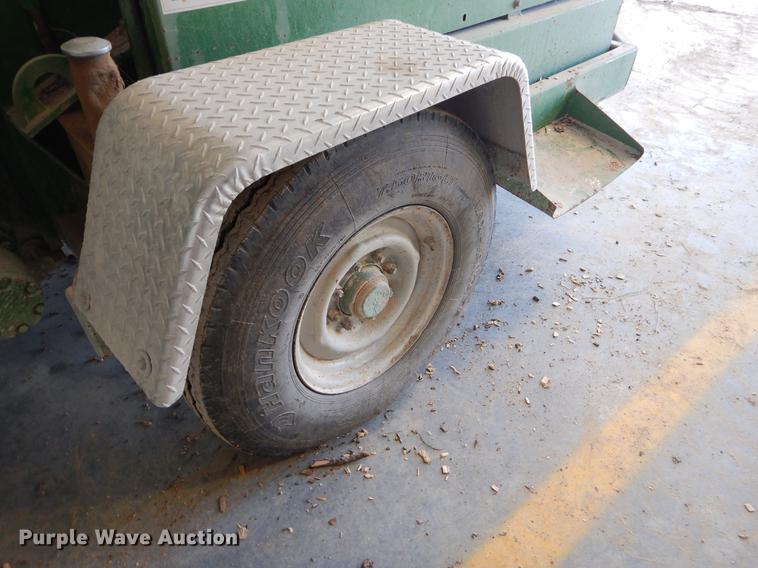 image for item ER9304 Intimidator Bandit 1590 wood chipper