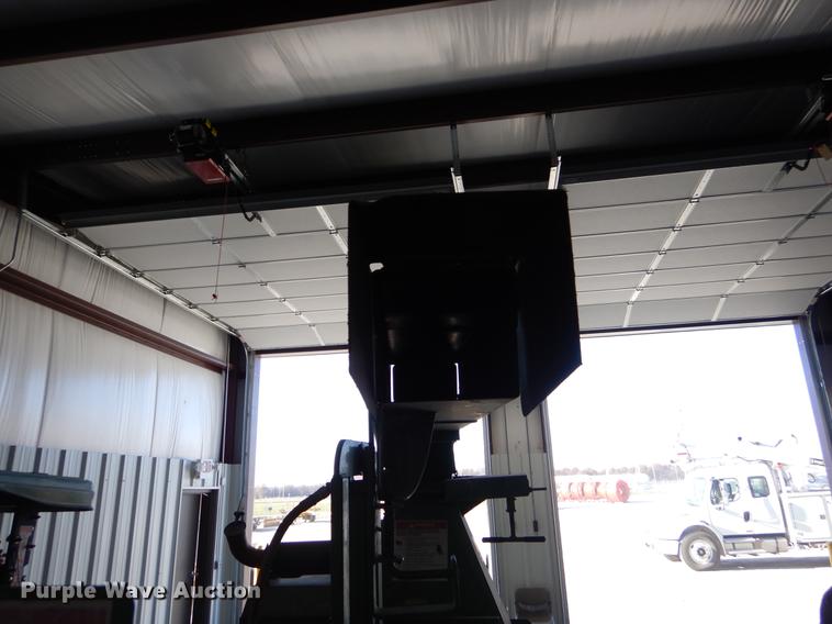 image for item ER9304 Intimidator Bandit 1590 wood chipper