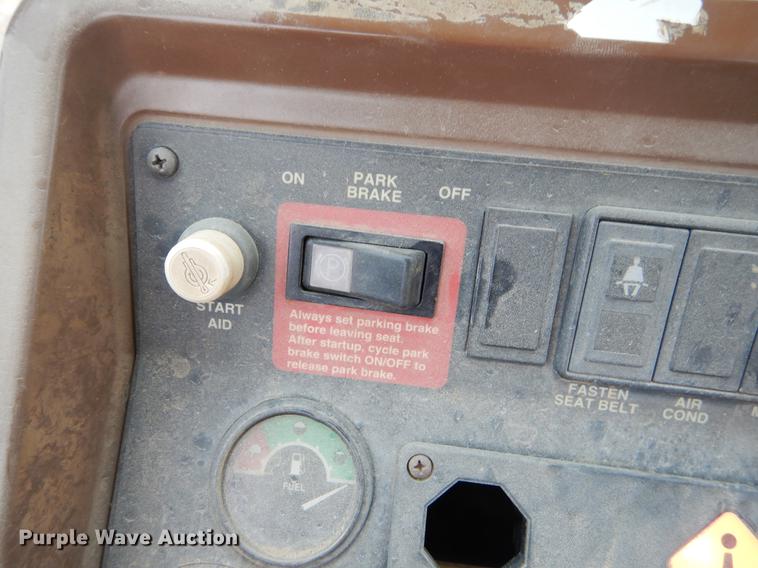 image for item ER9305 1996 John Deere 310D backhoe