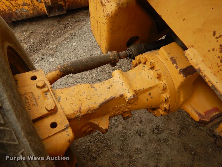 image for item ER9305 1996 John Deere 310D backhoe