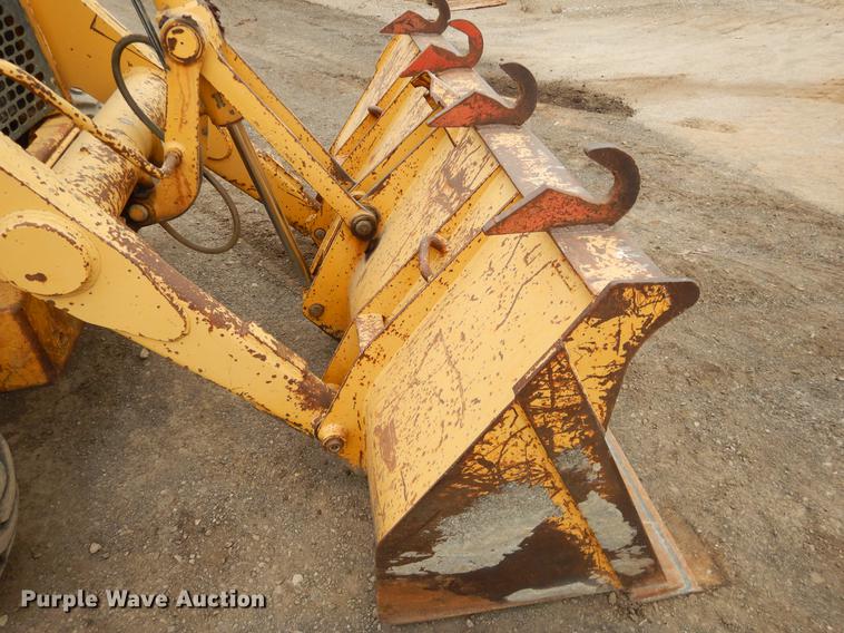 image for item ER9305 1996 John Deere 310D backhoe