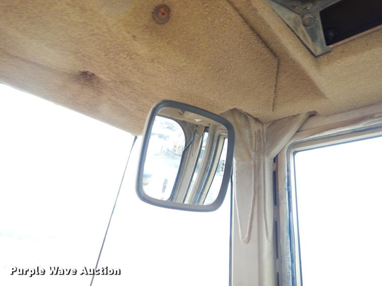 image for item ER9307 1996 Caterpillar 938F wheel loader