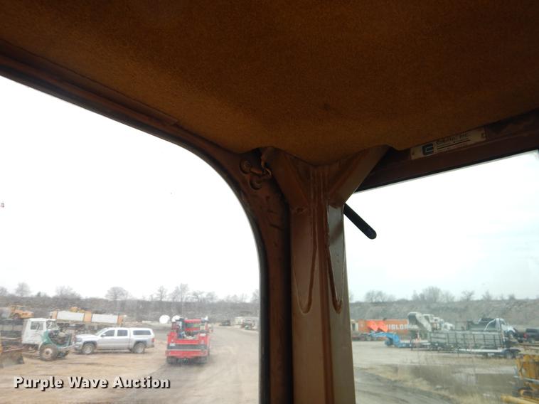 image for item ER9307 1996 Caterpillar 938F wheel loader