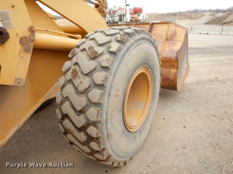 image for item ER9307 1996 Caterpillar 938F wheel loader