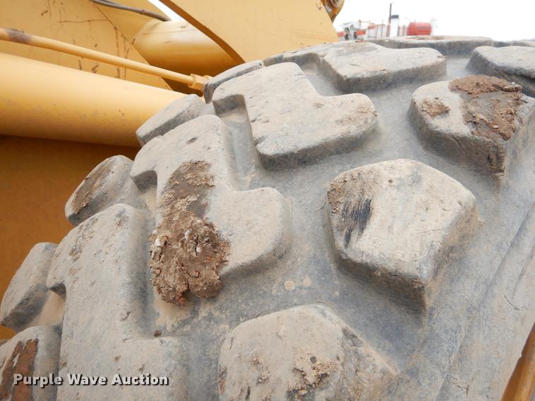 image for item ER9307 1996 Caterpillar 938F wheel loader