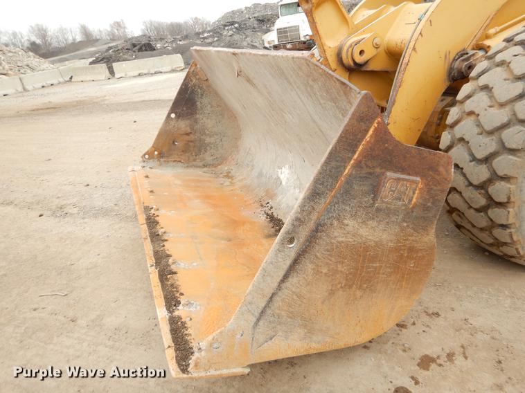 image for item ER9307 1996 Caterpillar 938F wheel loader