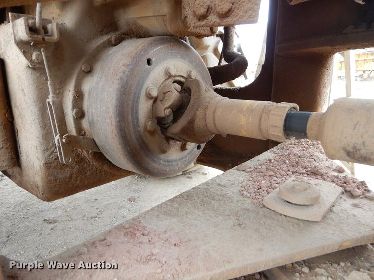 image for item ER9307 1996 Caterpillar 938F wheel loader