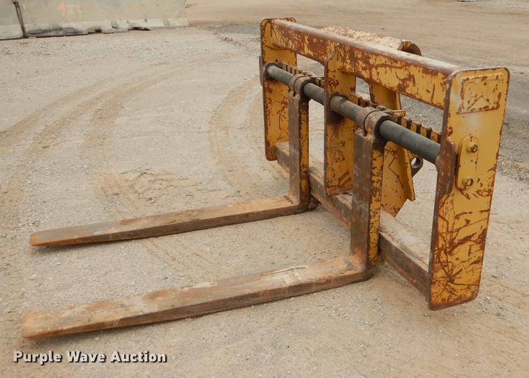 image for item ER9307 1996 Caterpillar 938F wheel loader