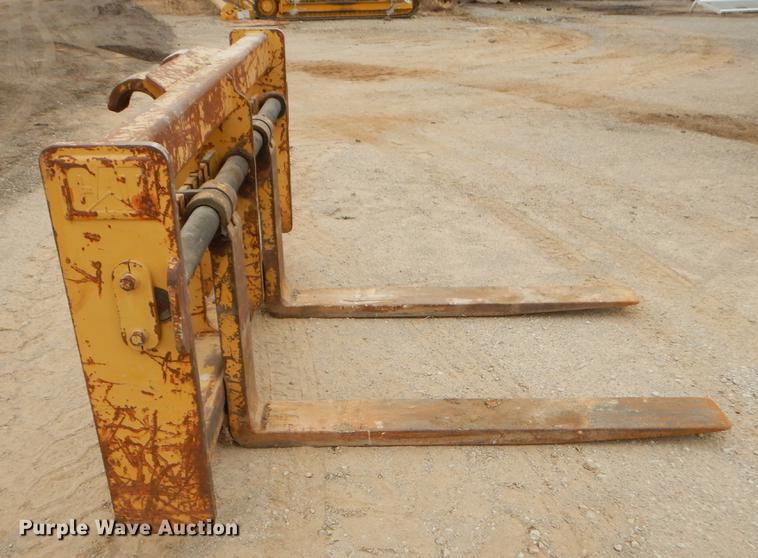 image for item ER9307 1996 Caterpillar 938F wheel loader