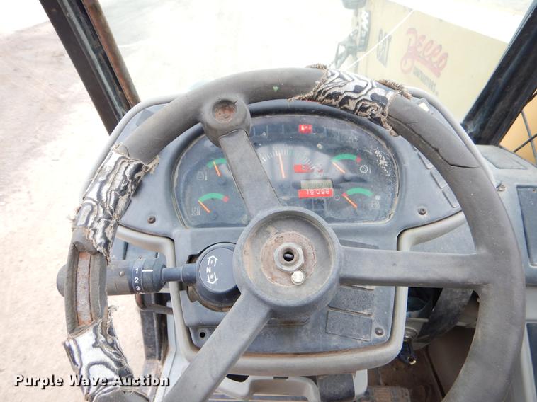 image for item ER9308 2004 Caterpillar TH460B telehandler