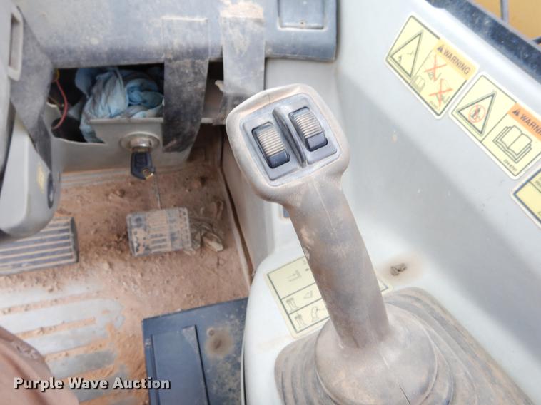 image for item ER9308 2004 Caterpillar TH460B telehandler