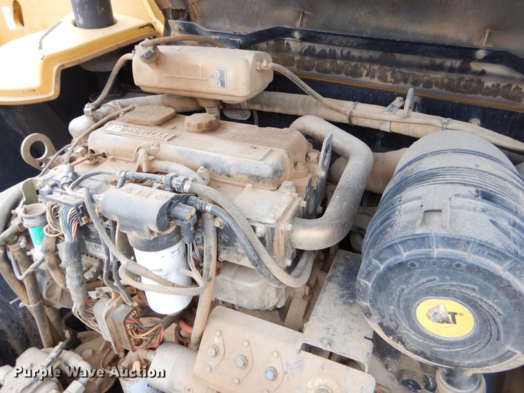 image for item ER9308 2004 Caterpillar TH460B telehandler