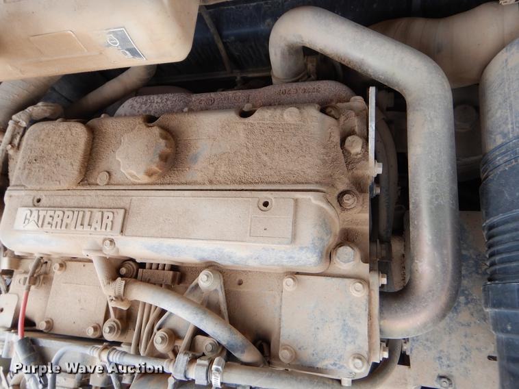 image for item ER9308 2004 Caterpillar TH460B telehandler