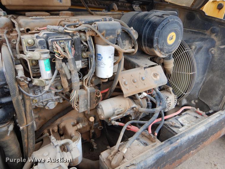 image for item ER9308 2004 Caterpillar TH460B telehandler