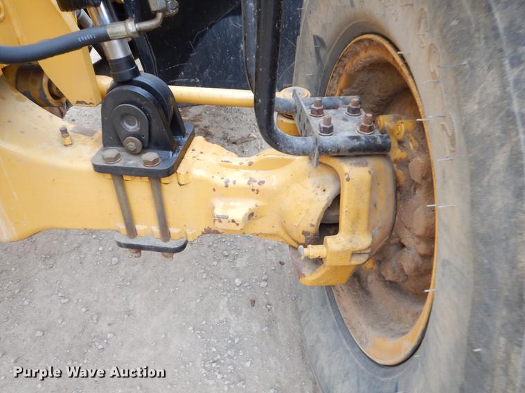 image for item ER9308 2004 Caterpillar TH460B telehandler
