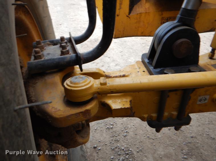 image for item ER9308 2004 Caterpillar TH460B telehandler