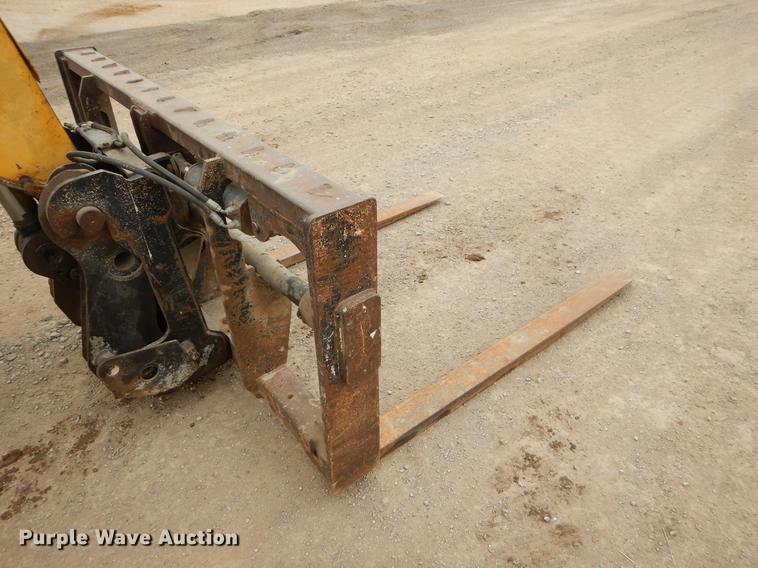 image for item ER9308 2004 Caterpillar TH460B telehandler