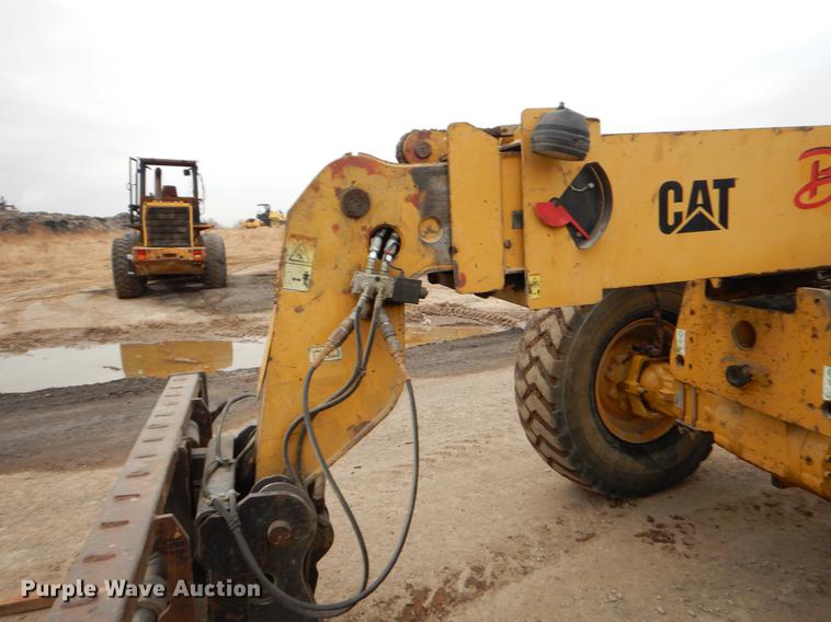 image for item ER9308 2004 Caterpillar TH460B telehandler