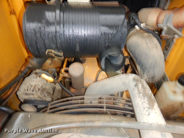 image for item ER9344 2008 John Deere CT332 skid steer