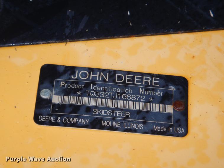 image for item ER9344 2008 John Deere CT332 skid steer