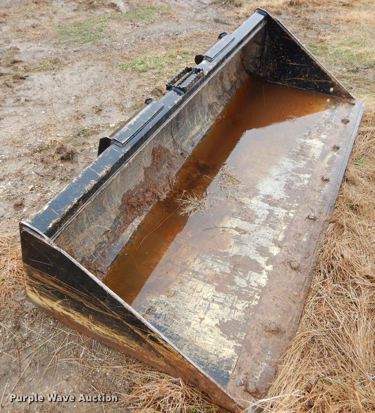 image for item ER9344 2008 John Deere CT332 skid steer