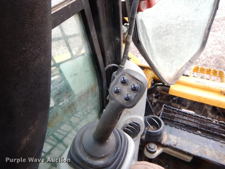 image for item ER9345 2013 Caterpillar 277C Series II skid steer