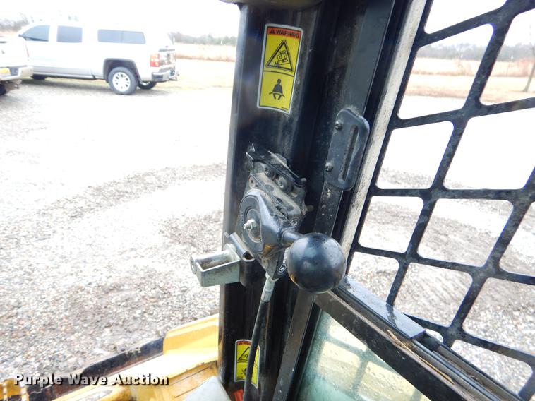 image for item ER9345 2013 Caterpillar 277C Series II skid steer