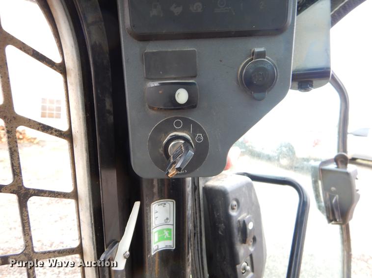 image for item ER9345 2013 Caterpillar 277C Series II skid steer