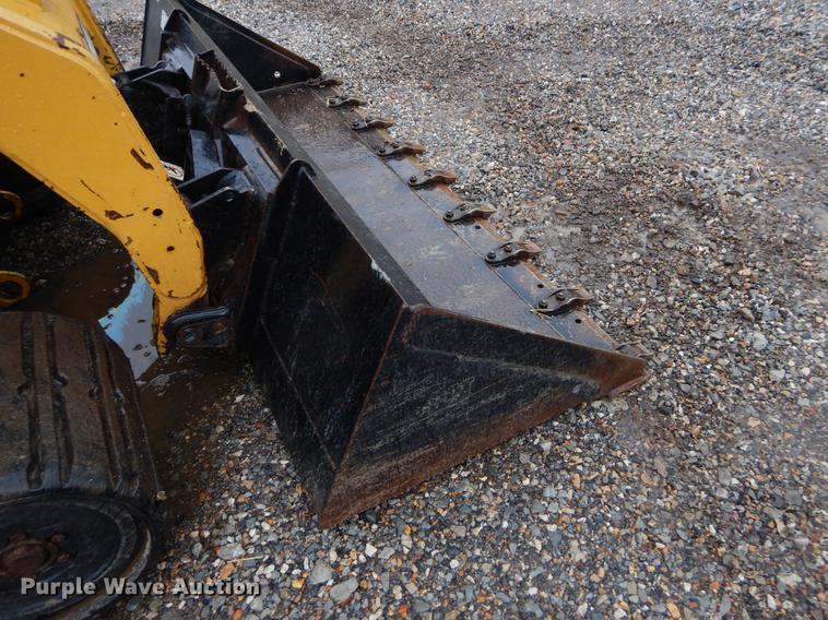 image for item ER9345 2013 Caterpillar 277C Series II skid steer