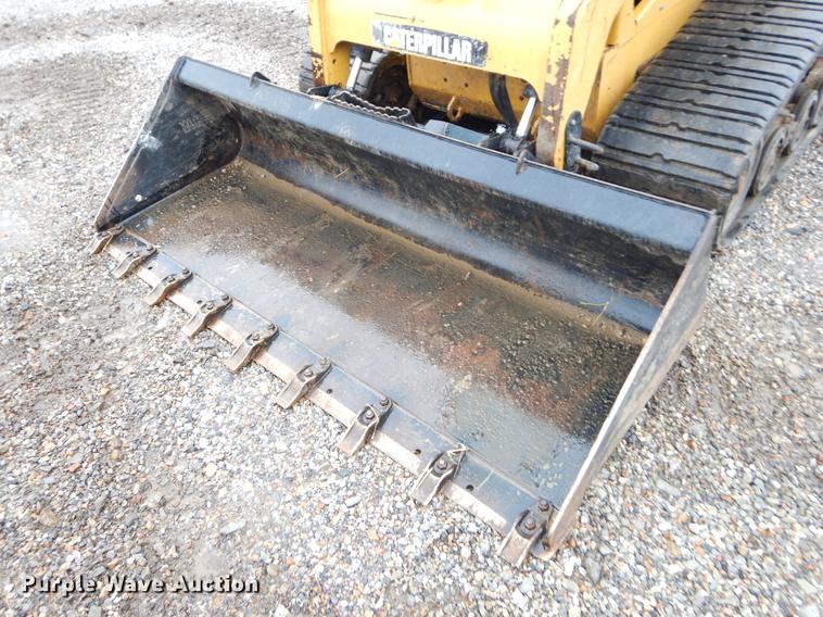 image for item ER9345 2013 Caterpillar 277C Series II skid steer