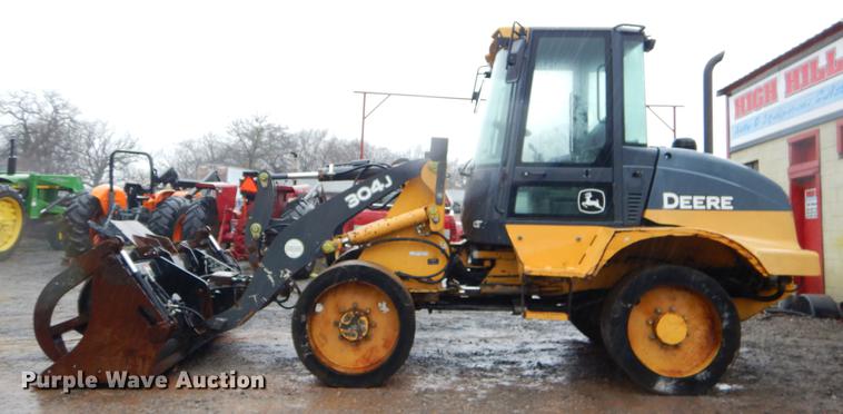 image for item ER9346 2011 John Deere 304J wheel loader