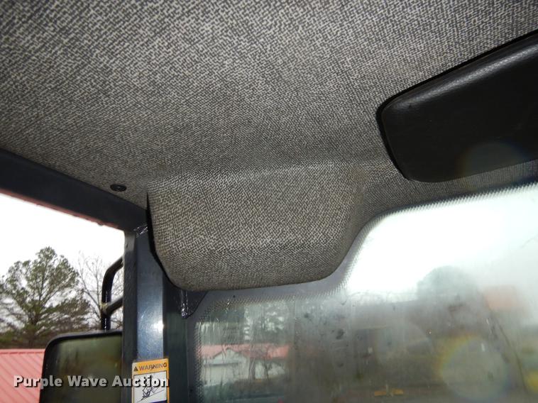 image for item ER9346 2011 John Deere 304J wheel loader