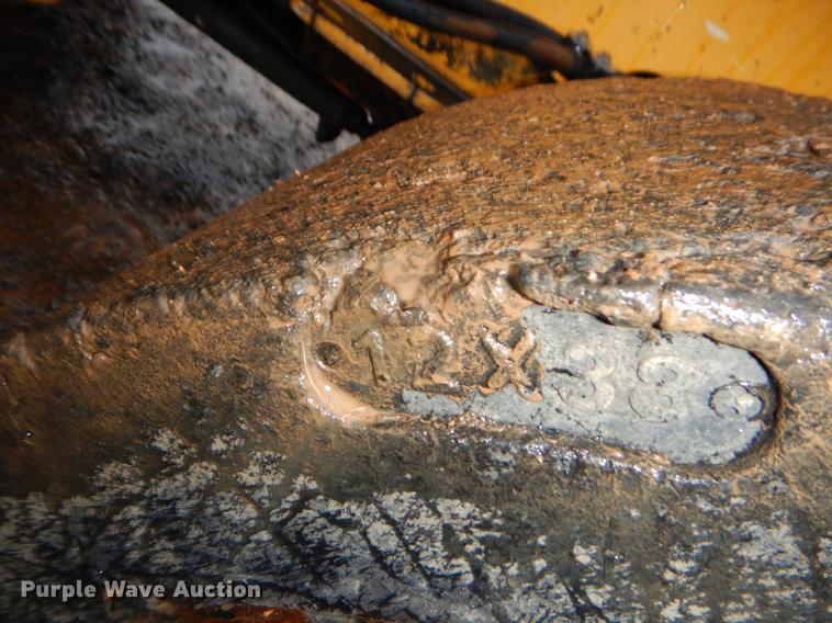 image for item ER9346 2011 John Deere 304J wheel loader