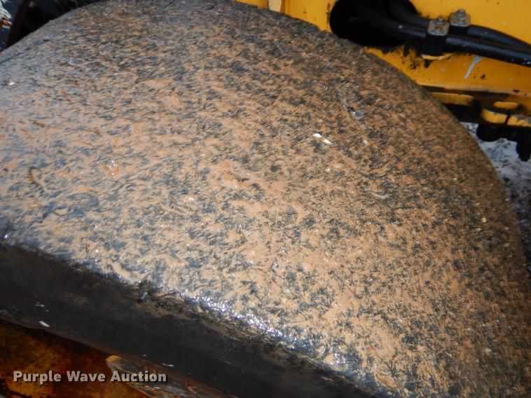 image for item ER9346 2011 John Deere 304J wheel loader