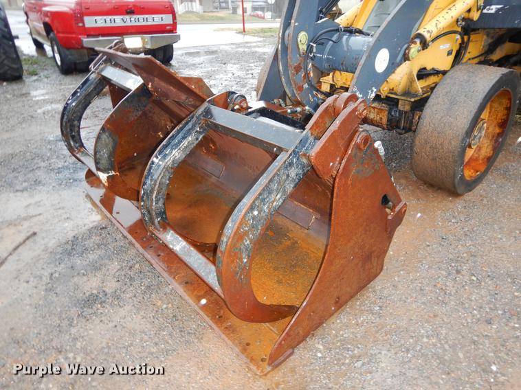 image for item ER9346 2011 John Deere 304J wheel loader