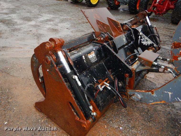 image for item ER9346 2011 John Deere 304J wheel loader