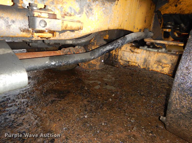 image for item ER9346 2011 John Deere 304J wheel loader