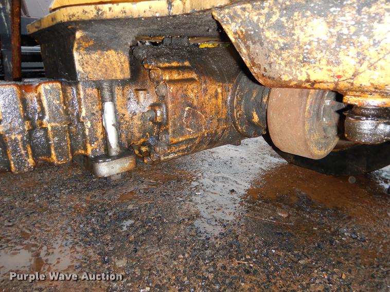 image for item ER9346 2011 John Deere 304J wheel loader