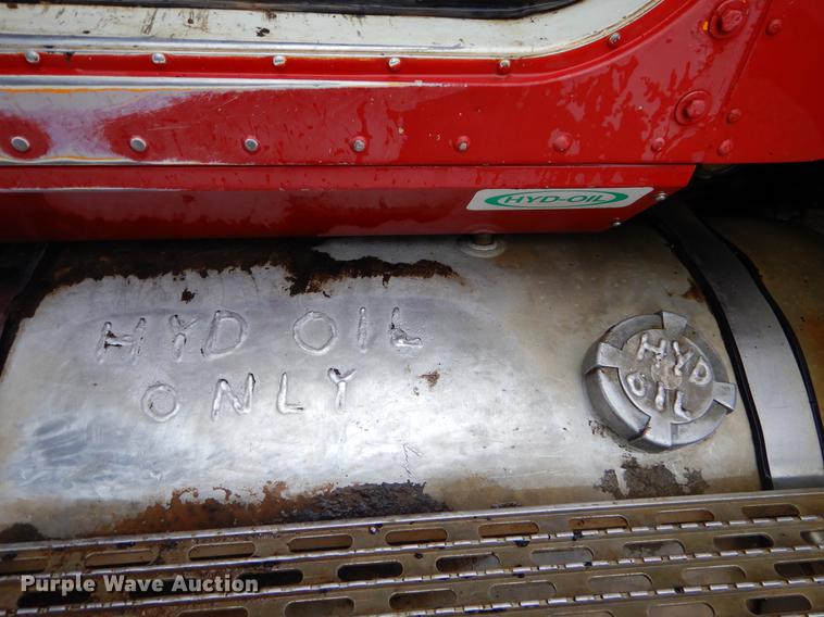 image for item ER9347 1993 International 9400 tank truck