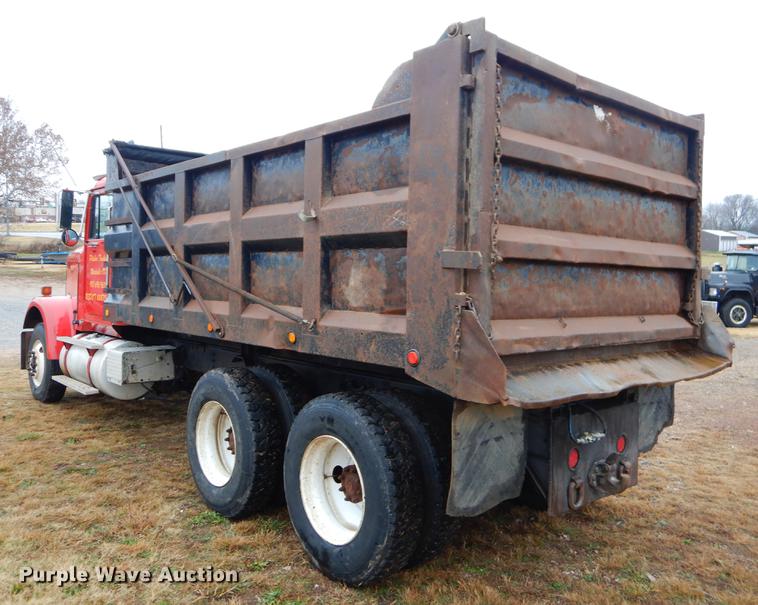image for item ER9350 1990 International 9300 dump truck