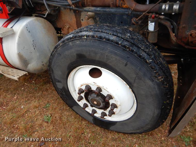 image for item ER9350 1990 International 9300 dump truck