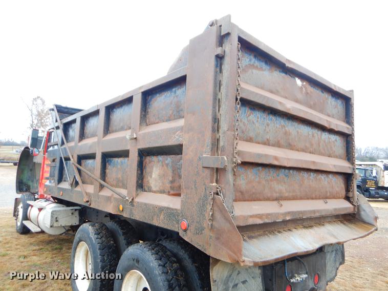 image for item ER9350 1990 International 9300 dump truck